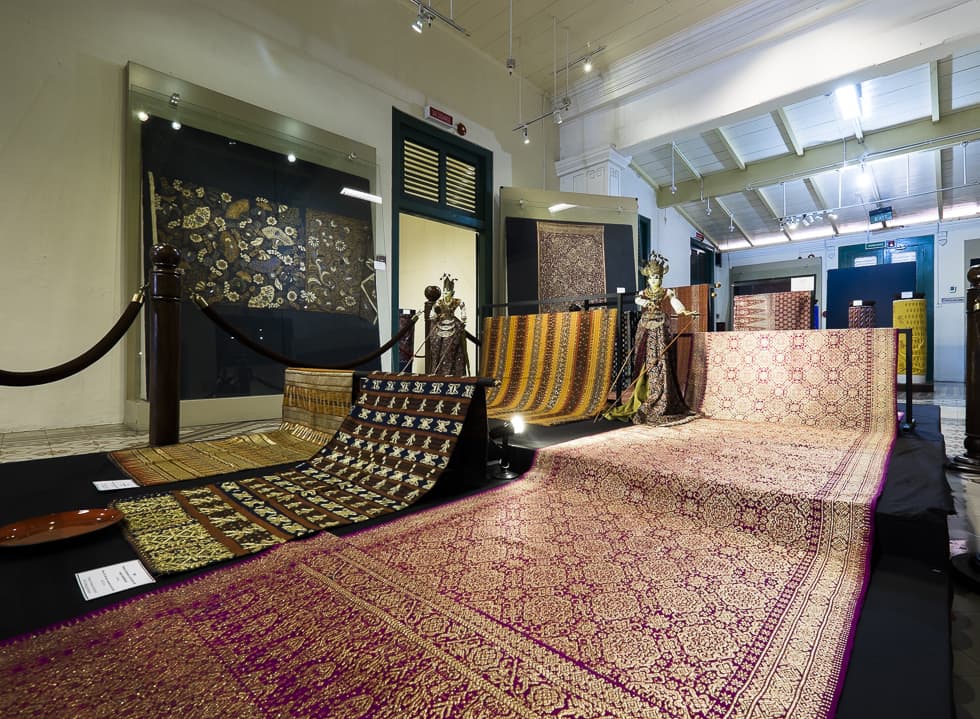 The Fabric of History in Museum Tekstil