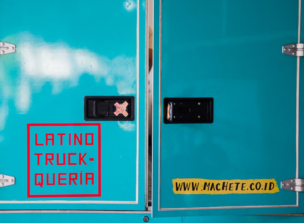 Machete, The Jolly Mexican in Town Manual Jakarta