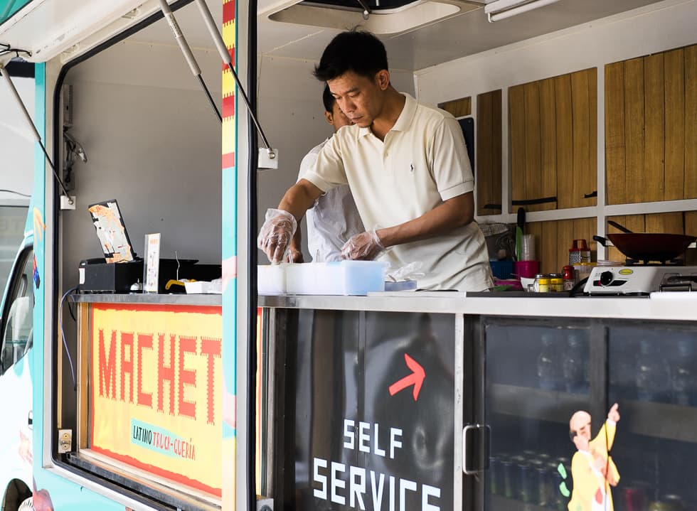 Machete, The Jolly Mexican in Town Manual Jakarta