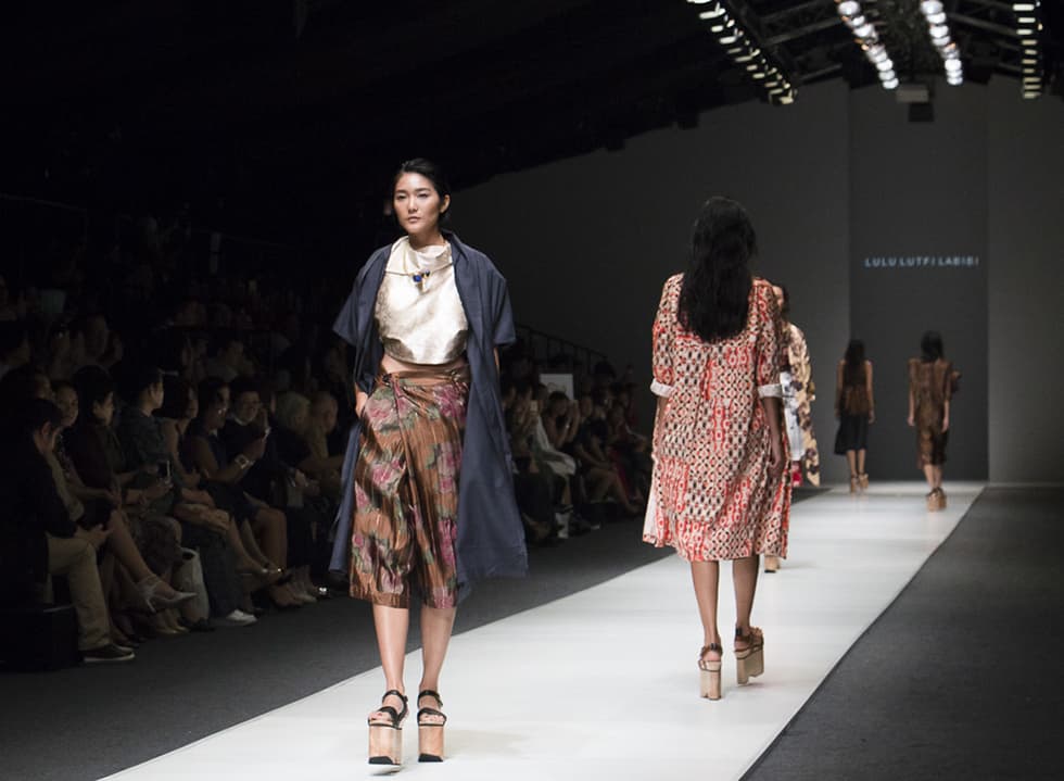 Jakarta Fashion Week 2016: fbudi, Lulu Lutfi Labibi, Haryono Setiadi, Peggy Hartanto, Rinaldy A. Yunardi