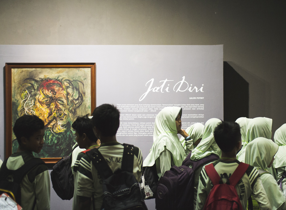 Jati Diri: Periskop Seni Rupa Indonesia