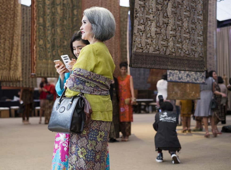 I Am Indonesian: Kembalikan Batik Kembali