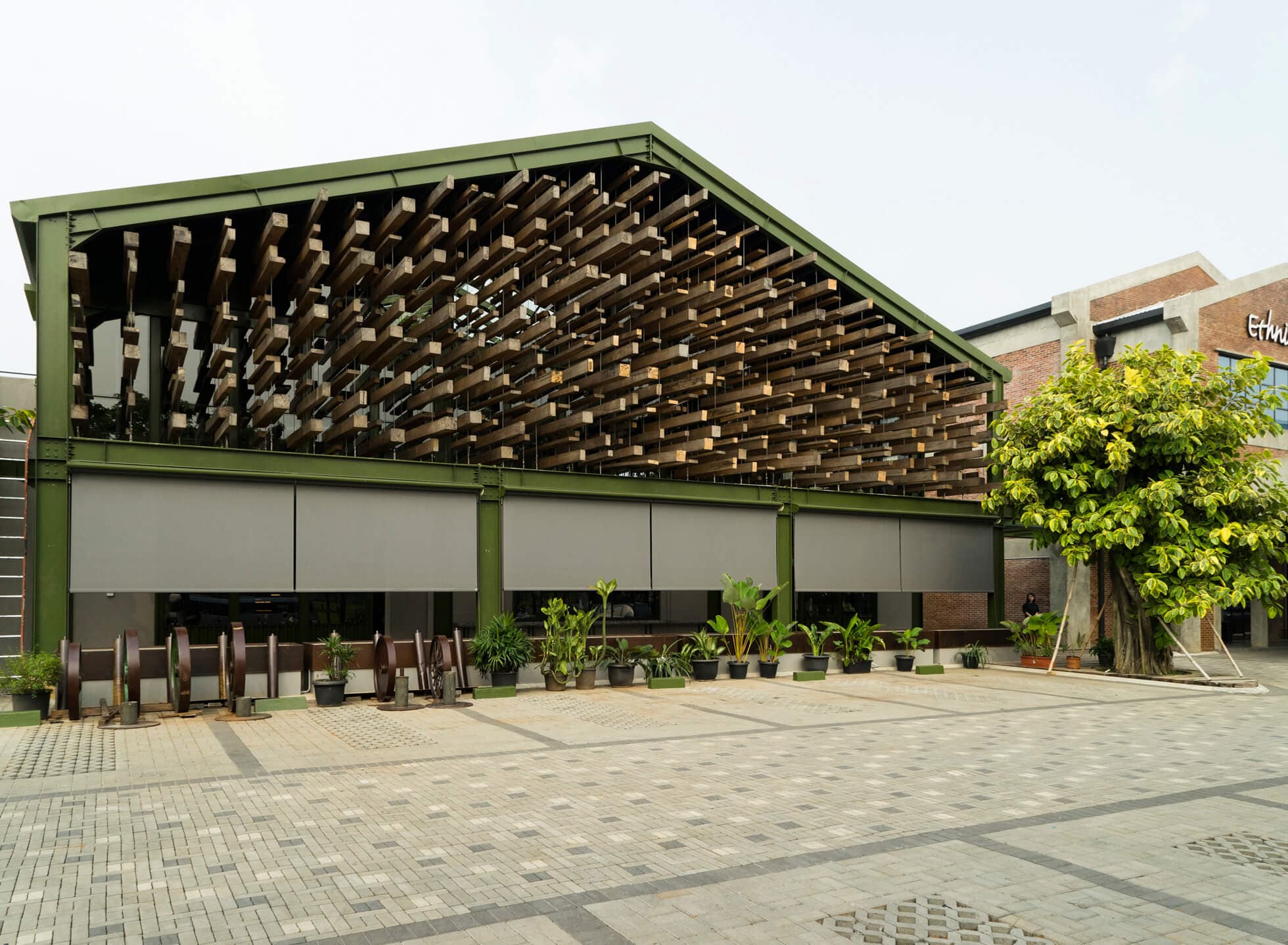 Kayu Kayu - Restaurant - Manual Jakarta