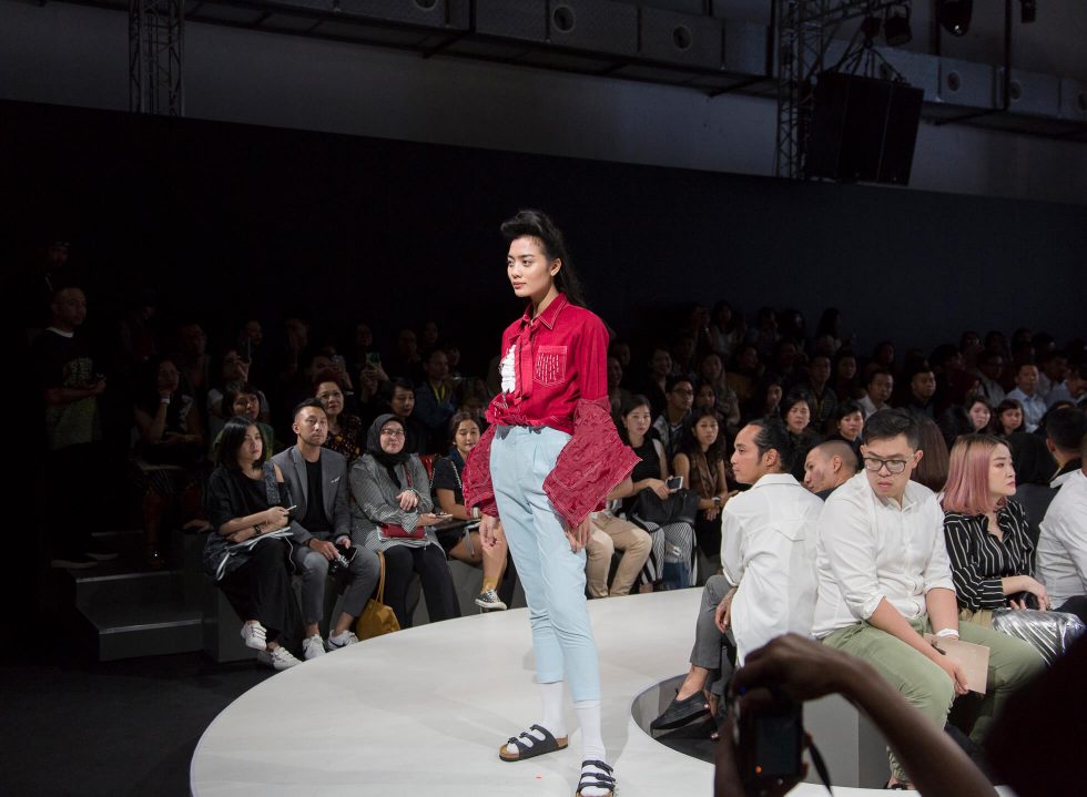 Plaza Indonesia Fashion Week 2018: Wilsen Willim, Lekat and KRATON Auguste Soesastro