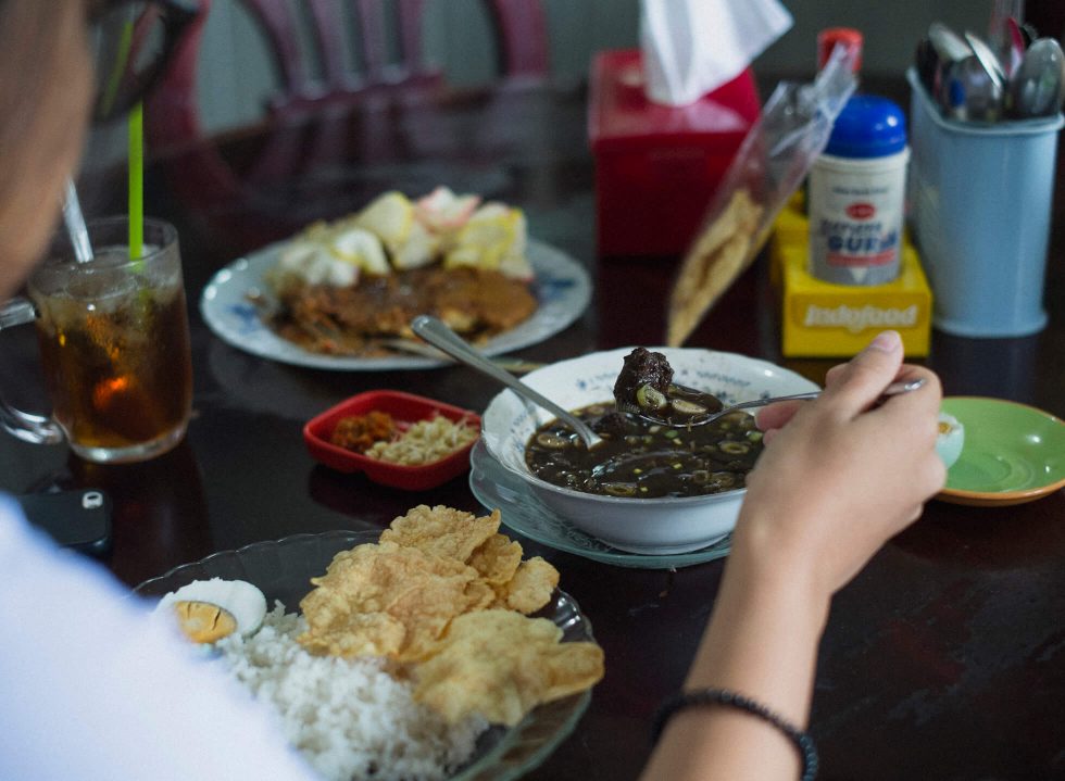 A Taste of Surabaya at Kantin Blauran