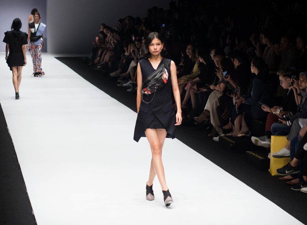 Jakarta Fashion Week 2019: Rinda Salmun and Tities Sapoetra