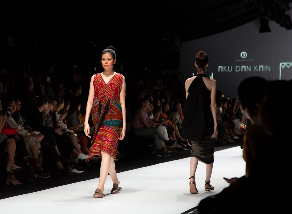 Jakarta Fashion Week 2020: Sejauh Mata Memandang and Oscar Lawalata Culture