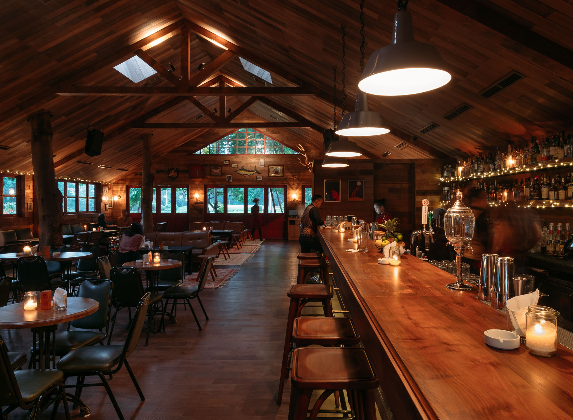 Lingering at Black Pond Tavern Manual Jakarta