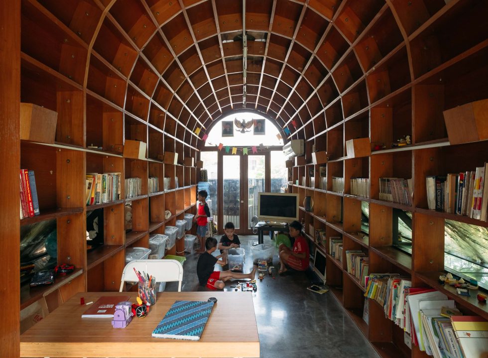 A Look into OMAH Library