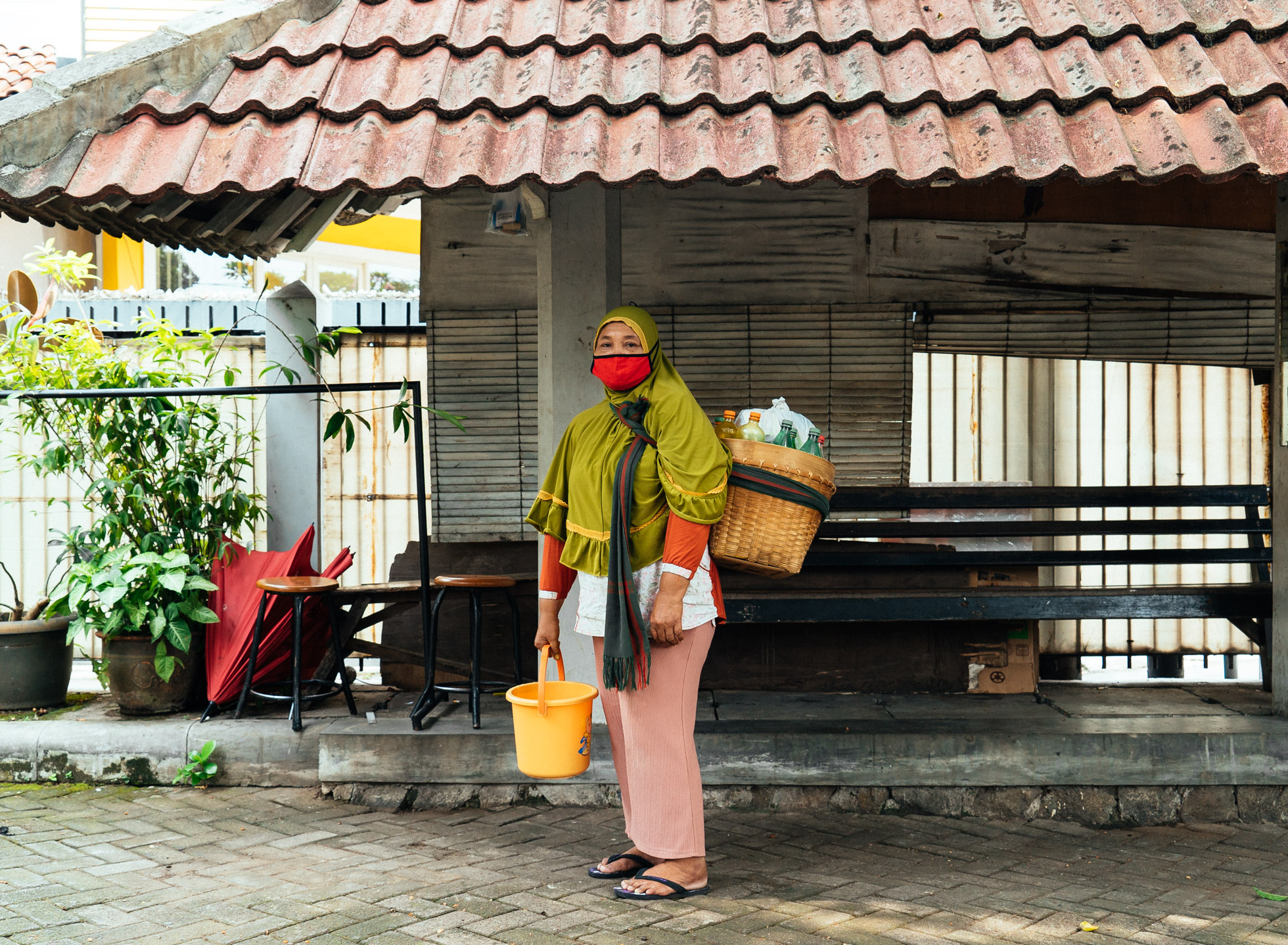 Emotional Healing in Every Drop: How Mama Sakit Mama’s Jamu Video Channels Nature’s Wisdom to Breastärdem in Times of Fever