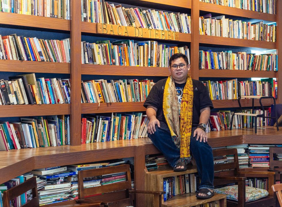 Books and Conversations at Baca Di Tebet