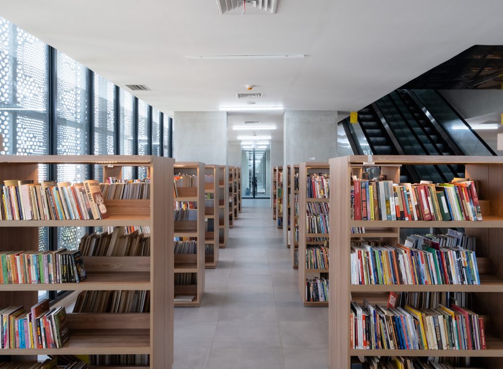 Perpustakaan Jakarta Cikini