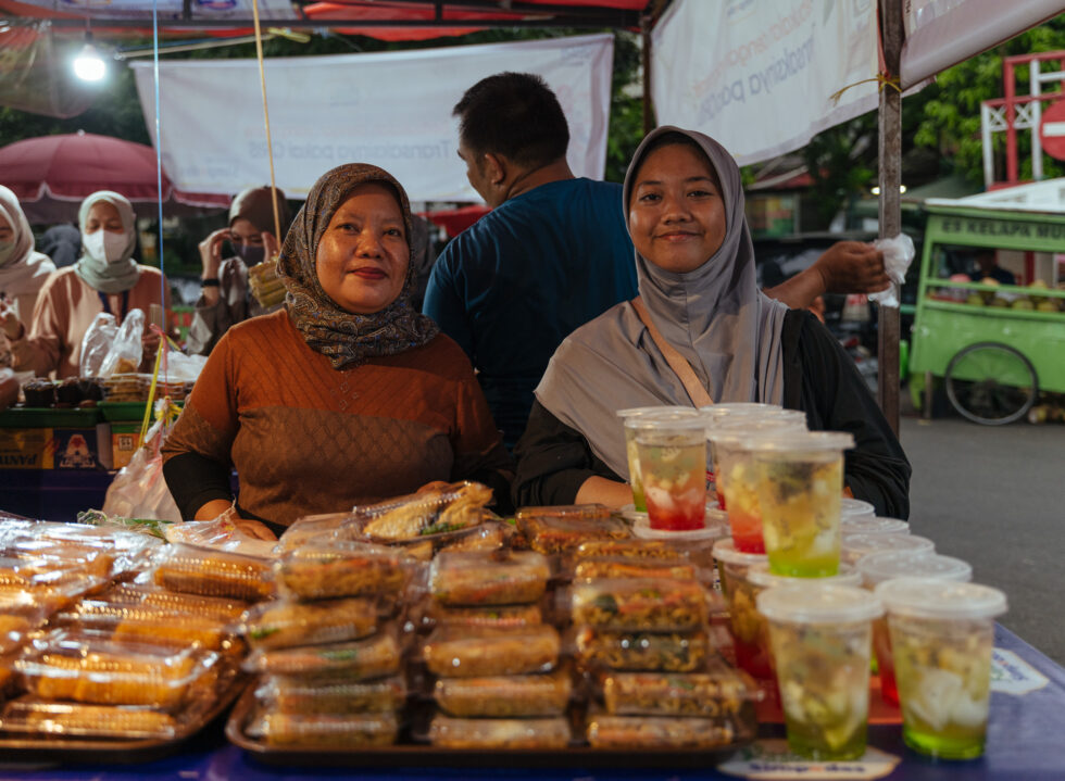 A Hunt for Takjil, a Quintessential Ramadan Tradition