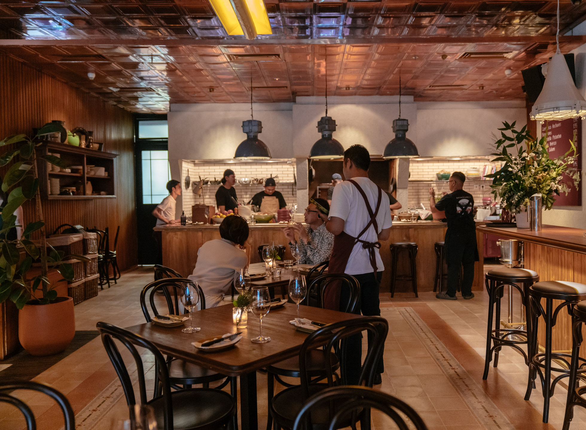 Bar Luca Manual Jakarta