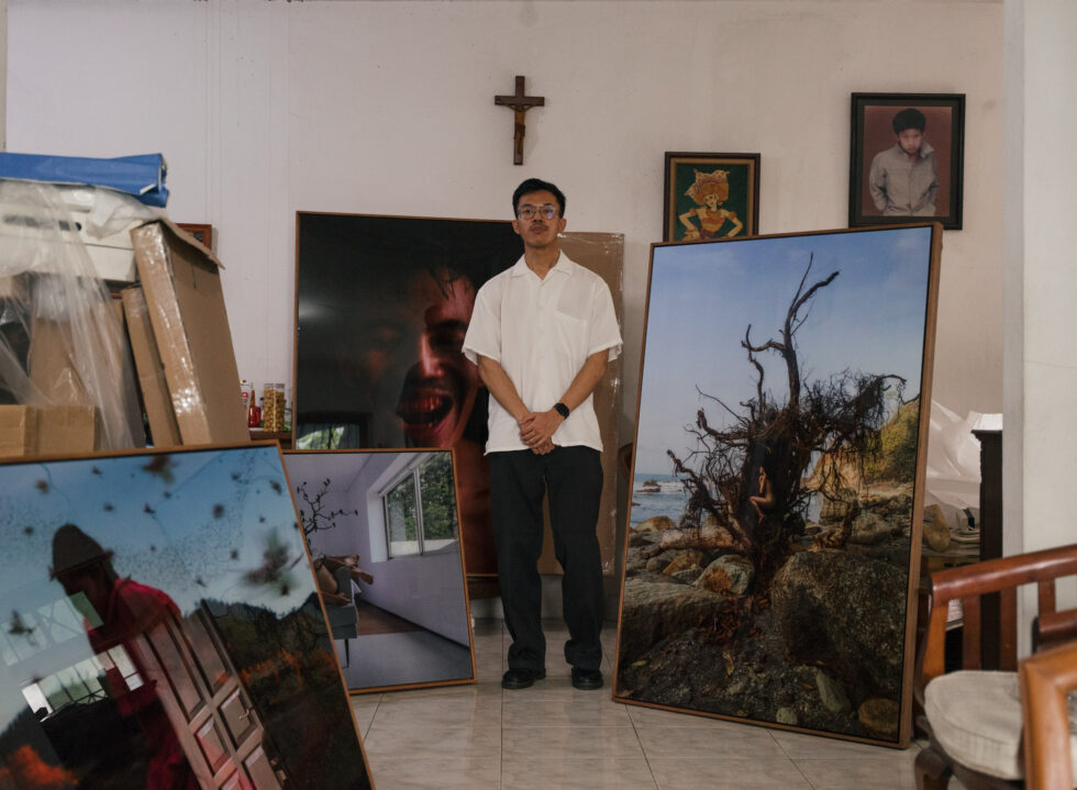 In ‘Prophecy’, Mikael Aldo Feels It All