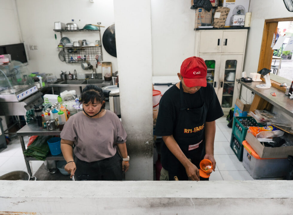 RM. Fariz Cooks Up Homestyle Dishes with Heat