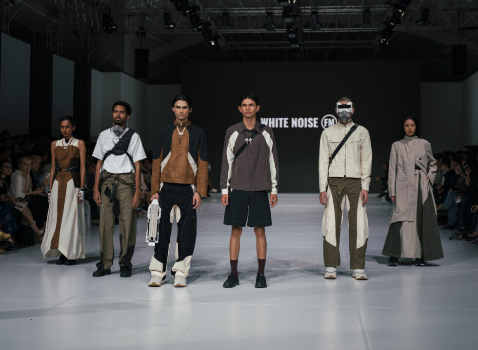 Of Seas and Streets: Sejauh Mata Memandang and White Noise FM