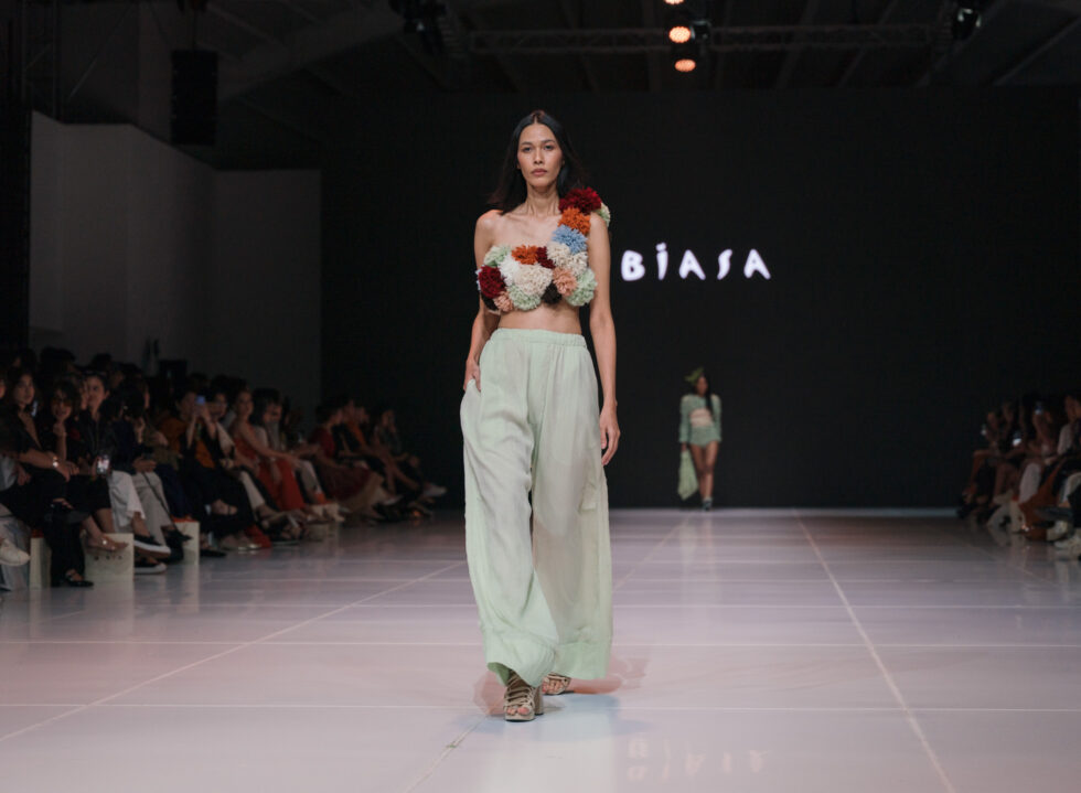 Textures in Motion: BIASA and ISSHU