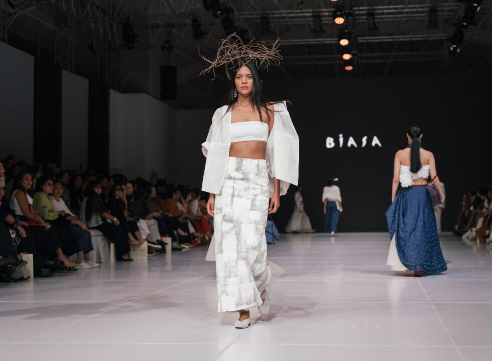 Textures in Motion: BIASA and ISSHU