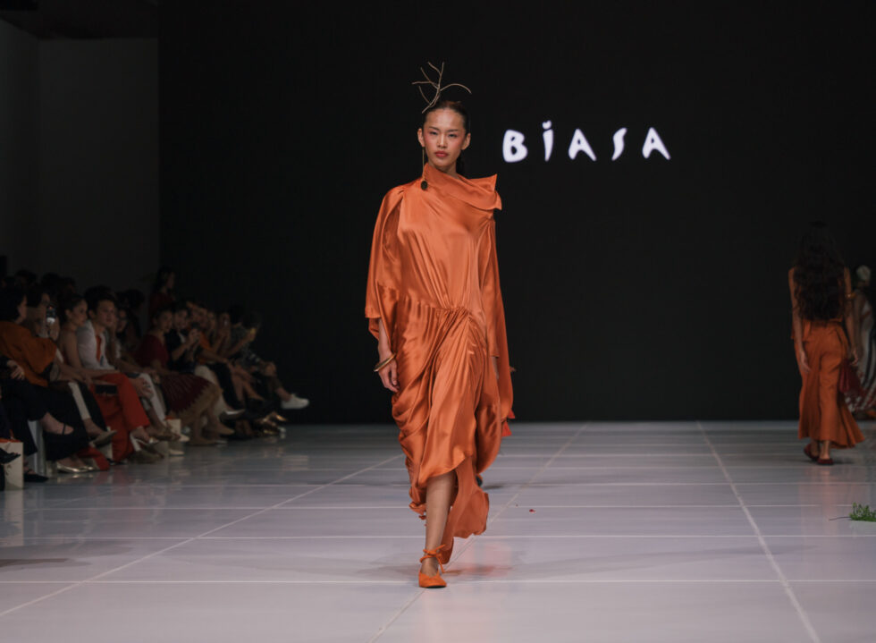 Textures in Motion: BIASA and ISSHU