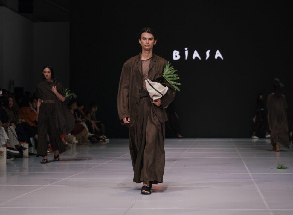 Textures in Motion: BIASA and ISSHU