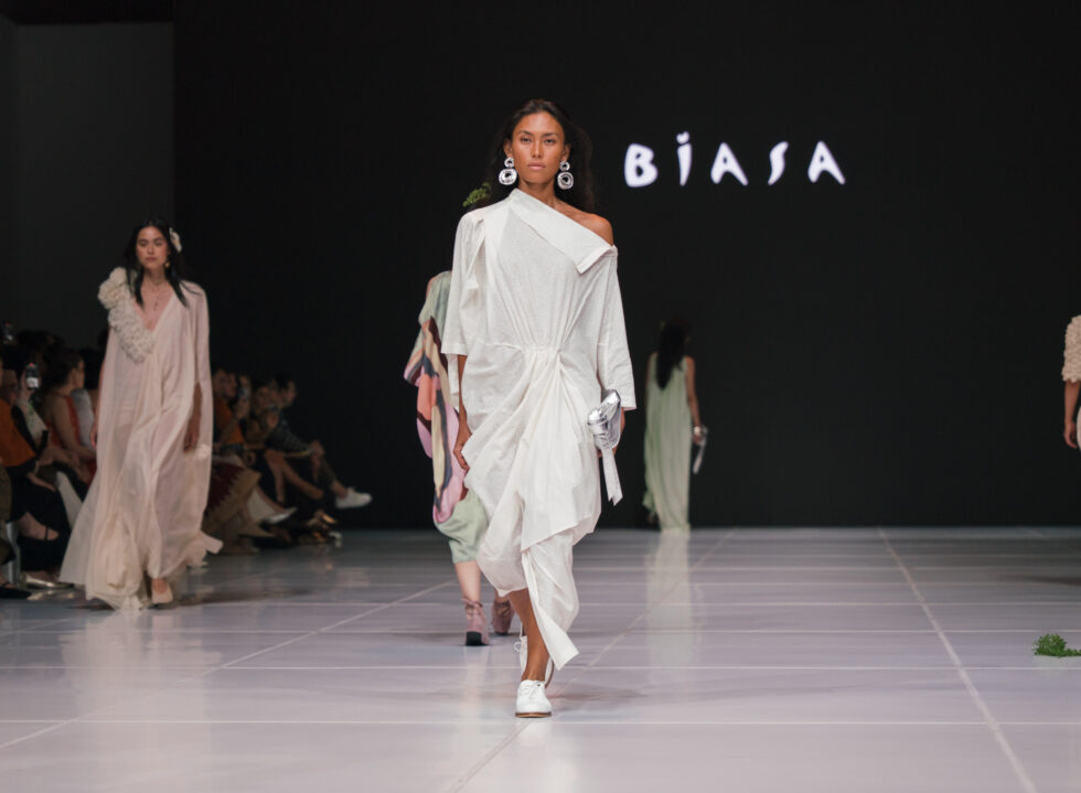 Textures in Motion: BIASA and ISSHU