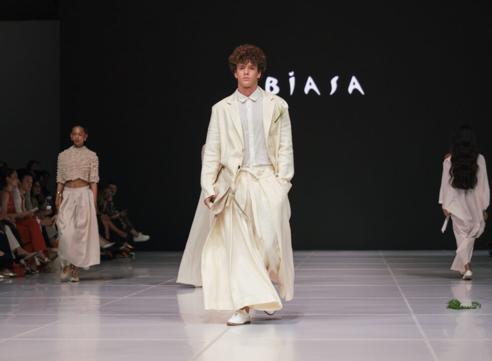 Textures in Motion: BIASA and ISSHU