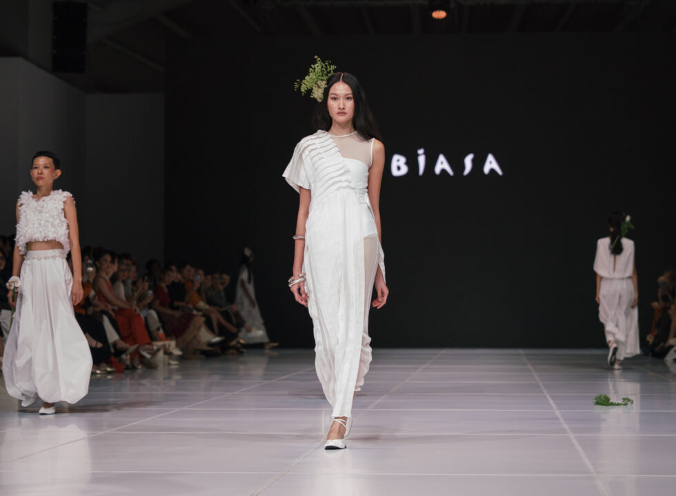 Textures in Motion: BIASA and ISSHU