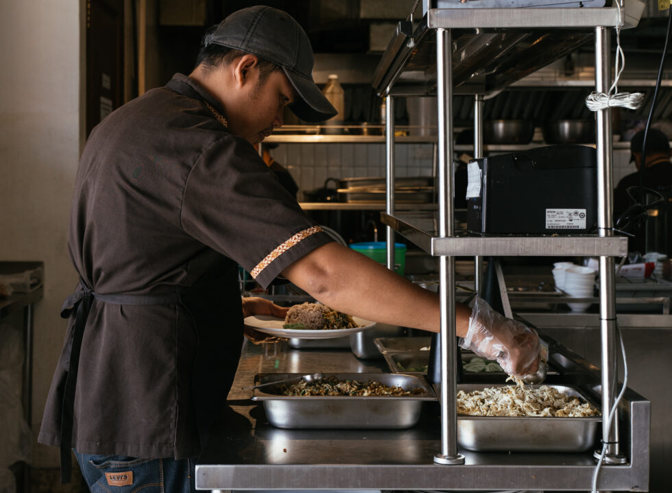 Warung Bali Pak Gede Finds Room to Grow in Lebak Bulus