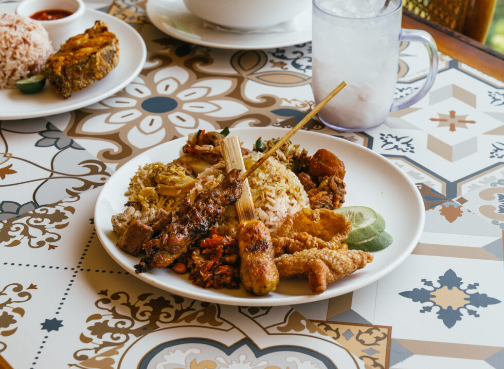 Warung Bali Pak Gede Finds Room to Grow in Lebak Bulus