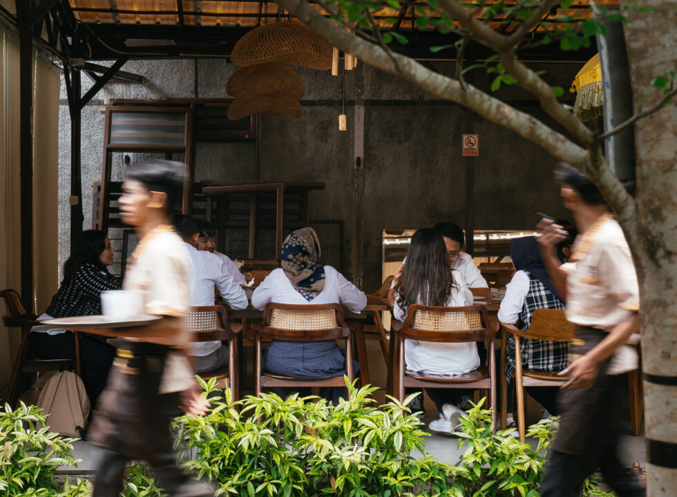 Warung Bali Pak Gede Finds Room to Grow in Lebak Bulus