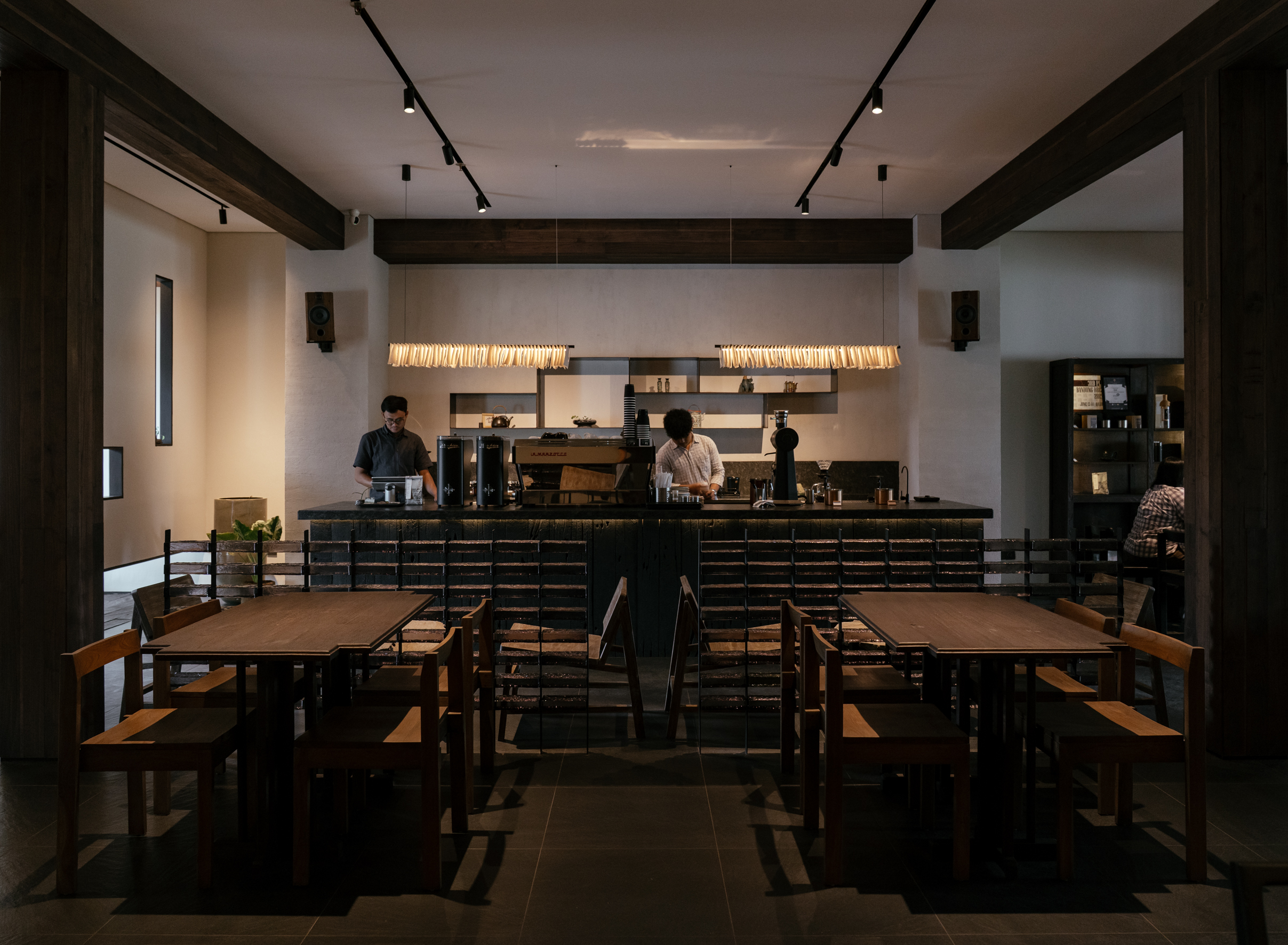 Louie Coffee’s New Chapter