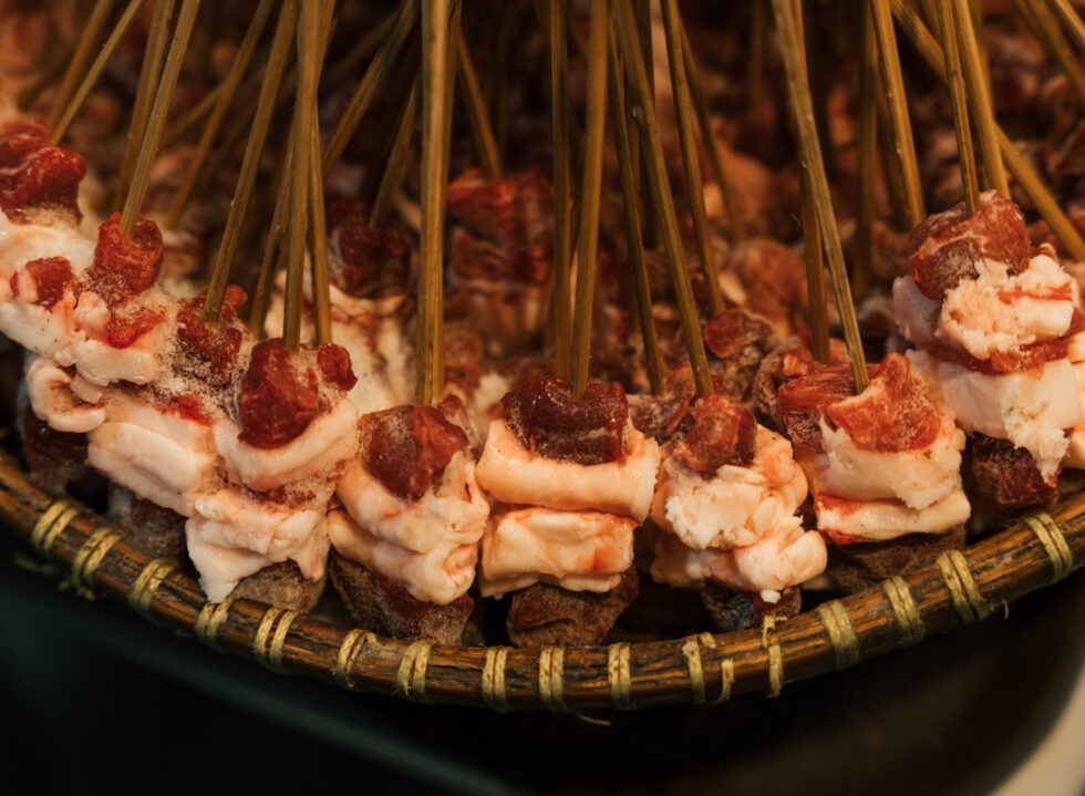 At Sate Putri Hanjawar, Lamb Satays Arrive Just as Imagined