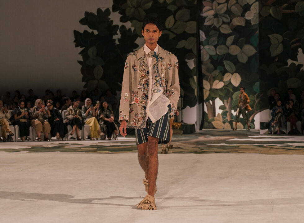 Dressing Down, Dressing Up at Biyan