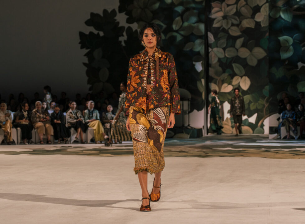 Dressing Down, Dressing Up at Biyan