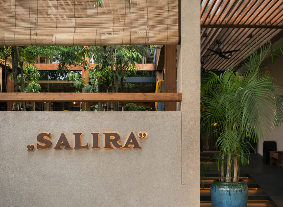 A Familiar Table at Salira