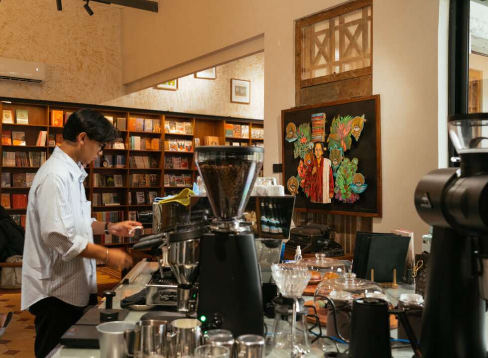 Turning the Pages of Indonesia at Pelopor
